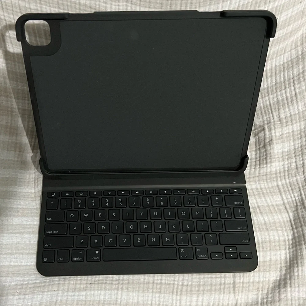 Logitech Slim Folio Pro